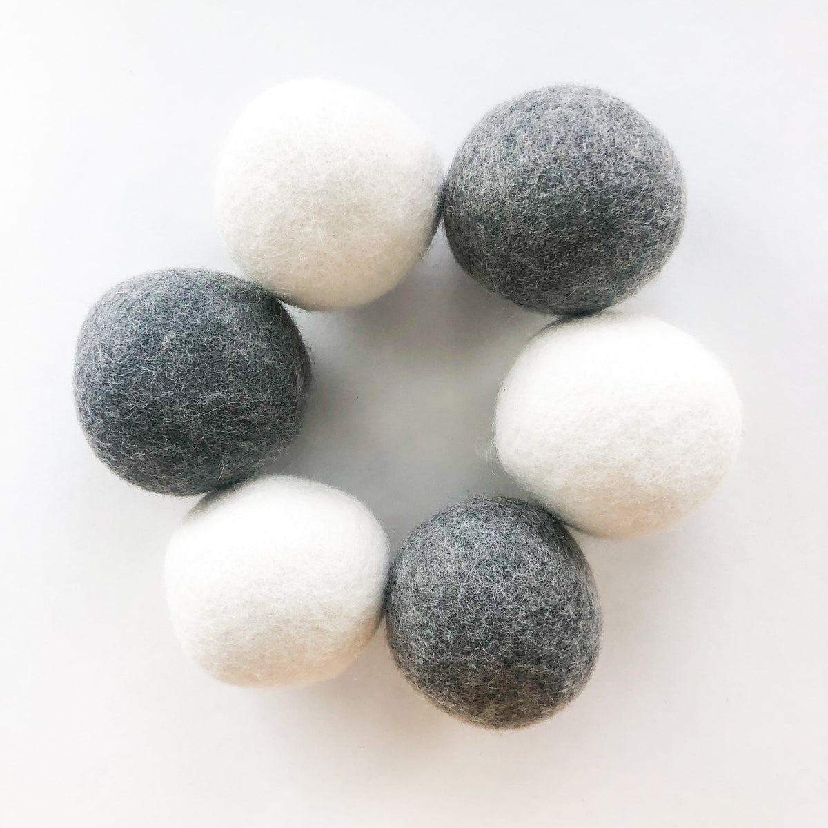 Reusable Wool Dryer Balls, Set of 6 with Cotton Bag